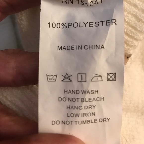 Few Moda off Shoulder top🌺 - Picture 5 of 5